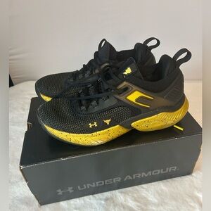 Under Armour Project Rock 5 Black Adam Shoes Youth 7Y Women 8.5 Black Gold